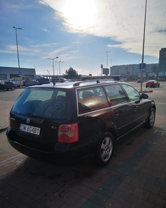 Volkswagen Passat cena 7900 przebieg: 344484, rok produkcji 2004 z Wrocław małe 154